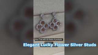 Элегантные серьги-гвоздики Lucky Flower из серебра 925 пробы с CZ