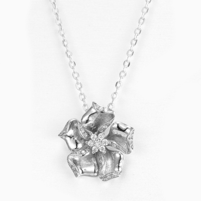 Деликатный цирконный подвесок CZ в 925-м Sterling Silver Custom Logo с гравированной подарочной коробкой