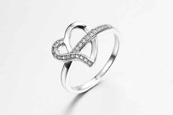 Сердце сформировало 925 серебряное обручальное кольцо вечности колец 2.38g CZ CZ