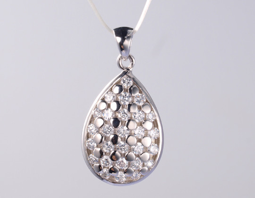 Pear Hollow Geometric 925 Sterling Silver Pendant для женщин 925 Silver CZ Pendant Добавьте немного роскоши к вашей коллекции ювелирных изделий 925 Silver CZ Pendant 925 Silver CZ Pendant Идеальный выбор